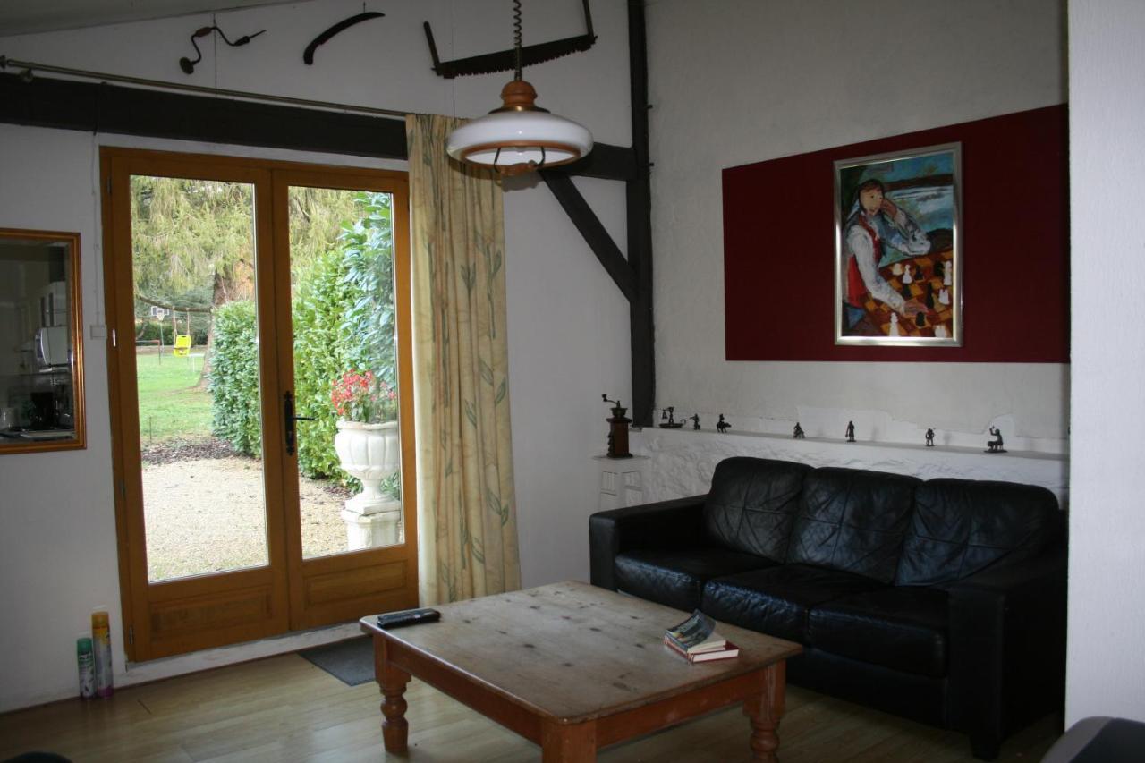 Domaine Des Hirondelles Villa Saint-Vincent-de-Cosse Exterior photo