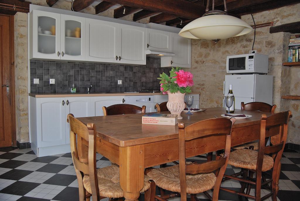 Domaine Des Hirondelles Villa Saint-Vincent-de-Cosse Room photo